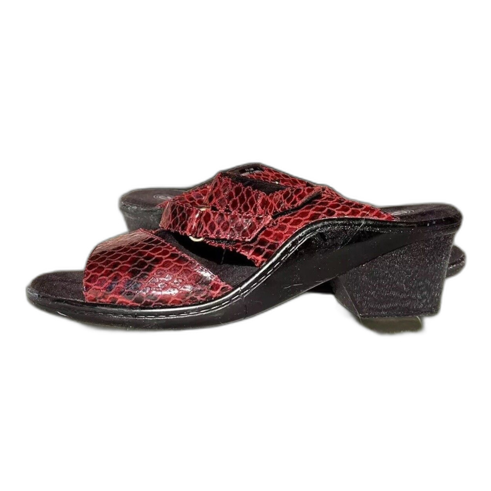 NWOT Proxy Snakeskin Mule Sandals Womens 5.5 Red Comfort Adjustable Resort Beach